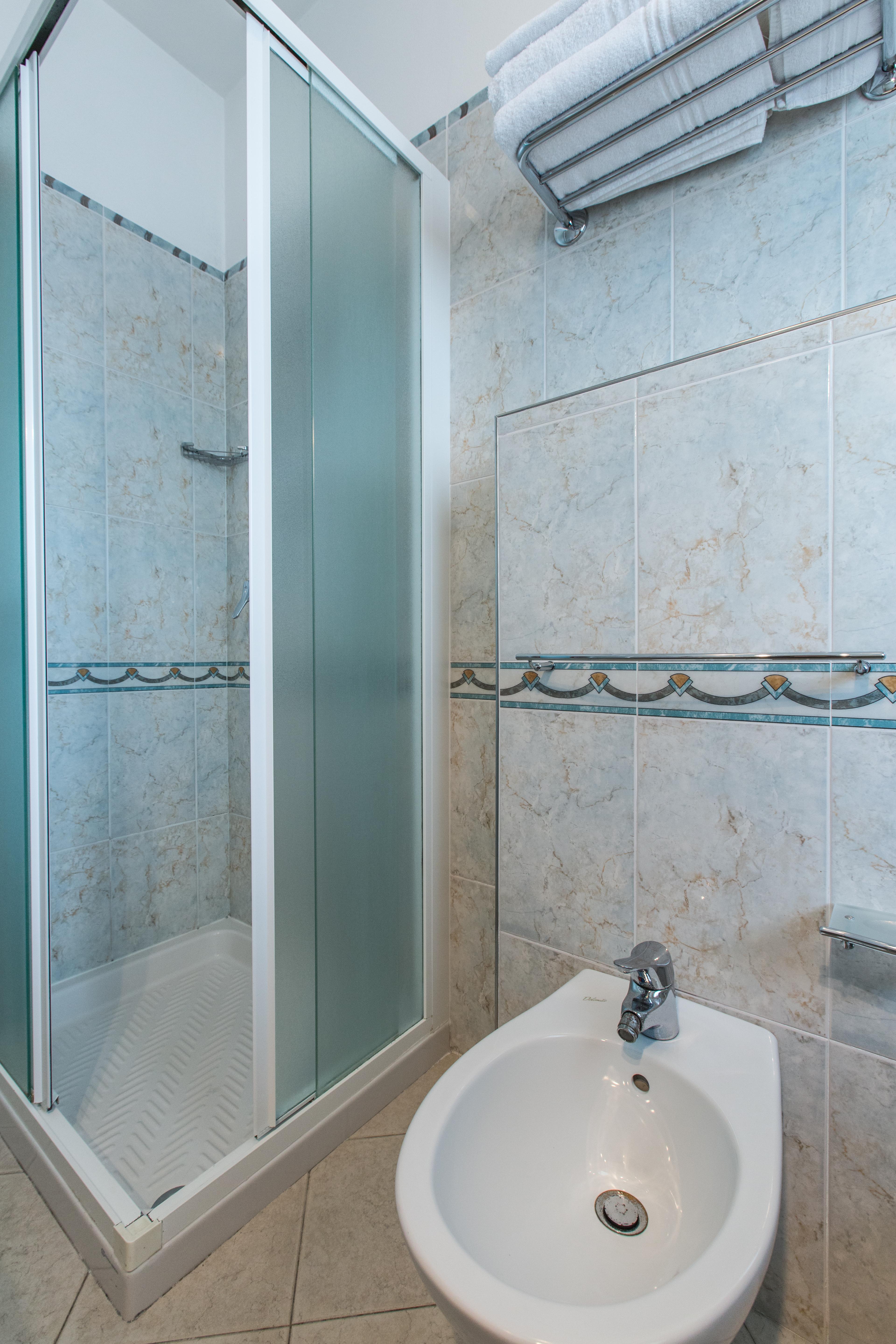 Hotel Luxor Мілано-Маріттіма Екстер'єр фото